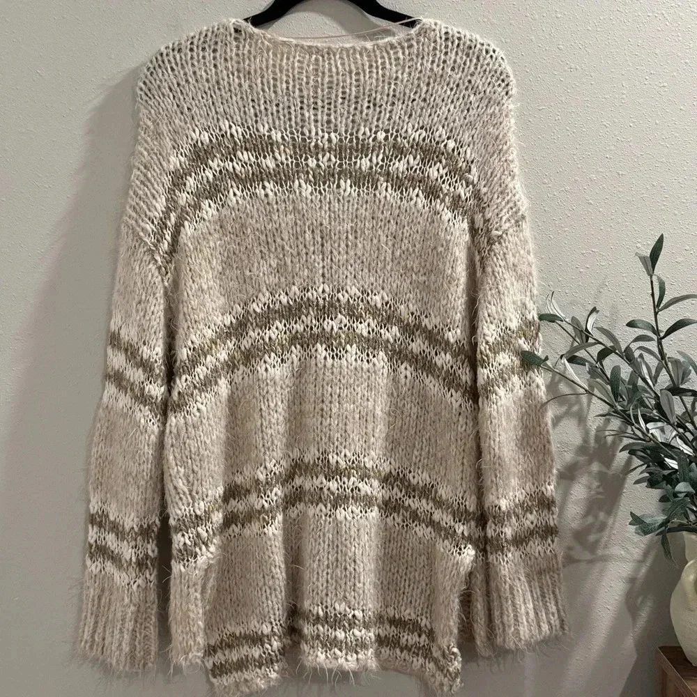 Free People Linus Striped Eyelash V-Neck Pullover Sweater M Oversized Cozy NWOT